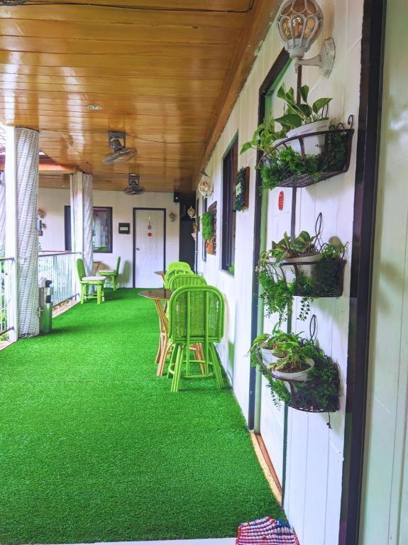 Infinite Green Pension Puerto Princesa Εξωτερικό φωτογραφία